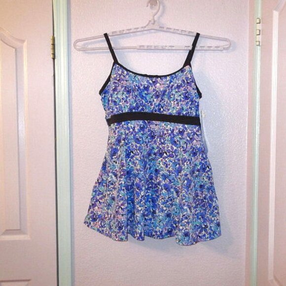 Fit 4 U Other - NWT Fit 4 U Thigh MINIMIZER Swim Dress Size 26W ONE PIECE Airbrush Floral BEACH